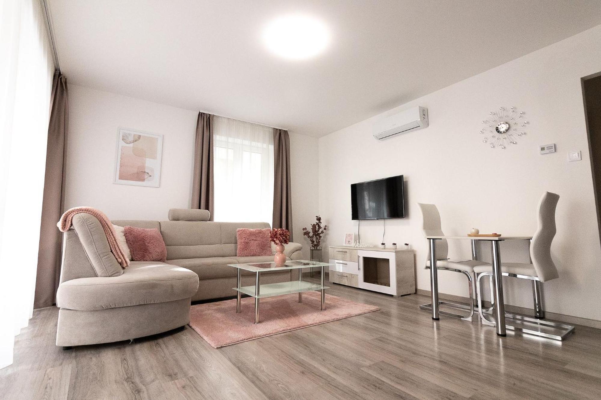 Sunsuite Сегед Экстерьер фото