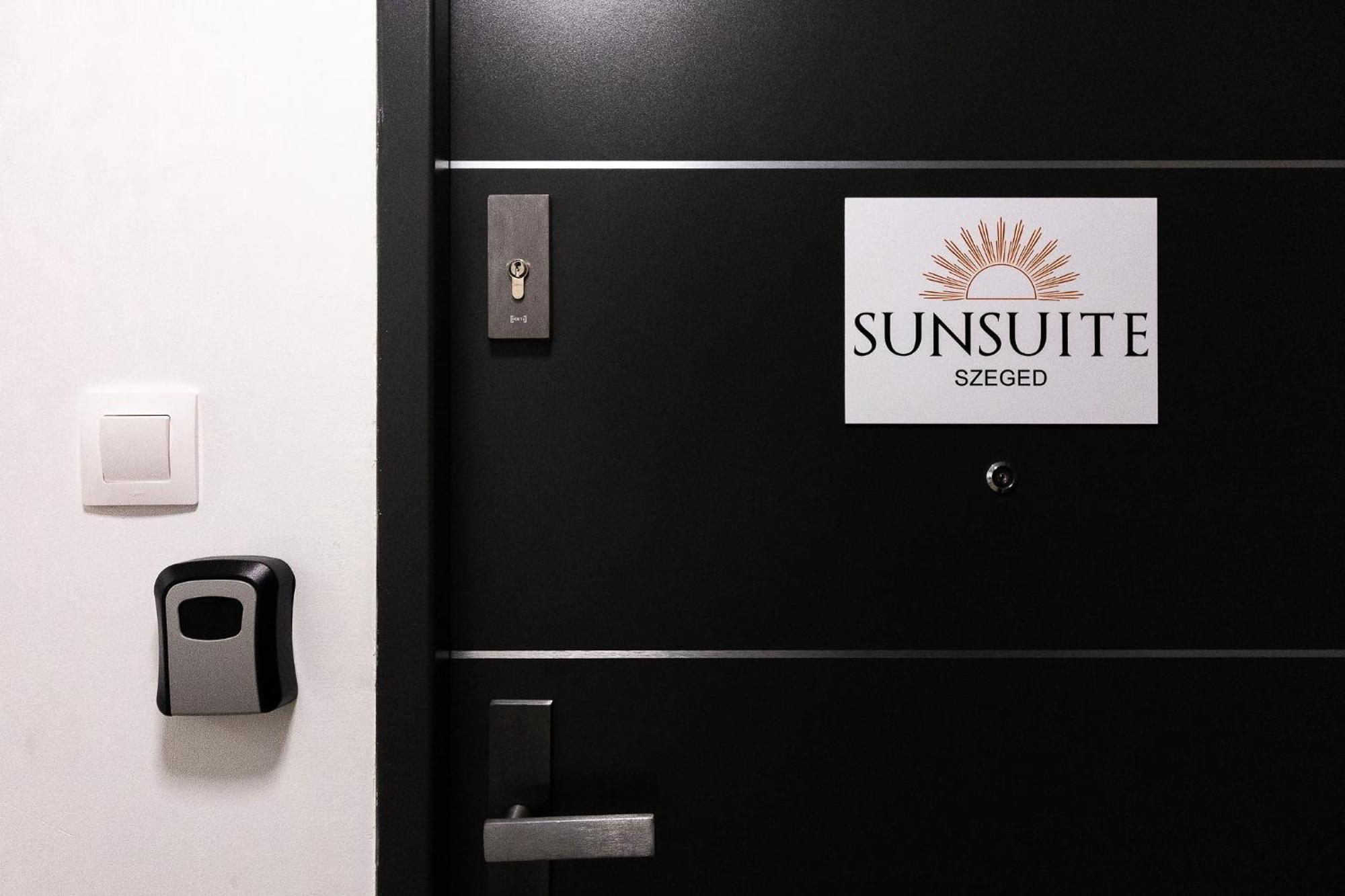 Sunsuite Сегед Экстерьер фото